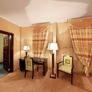 Гостиница Бел Отель Белореченск Номер люкс-5